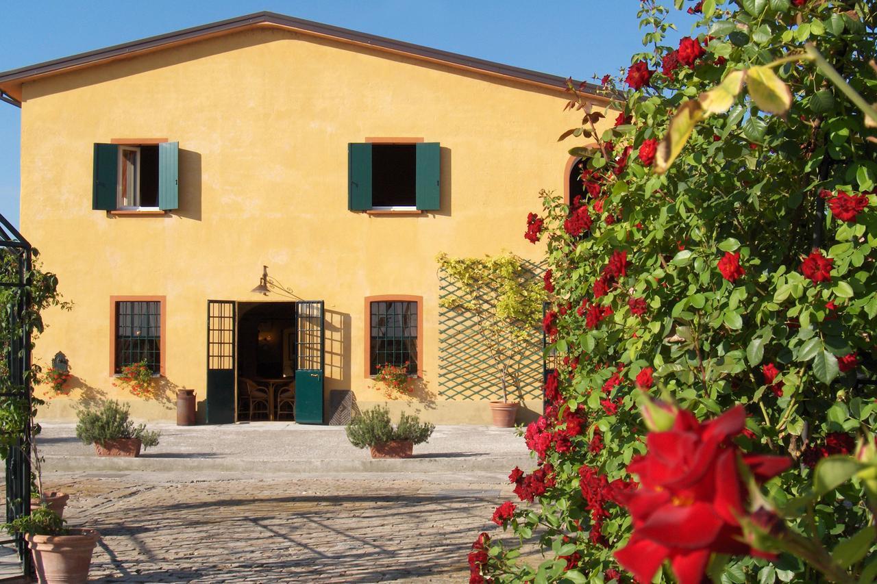 Agriturismo Le Colombaie Бусето Екстериор снимка